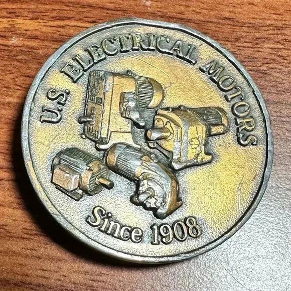 U.S. Electrical Motors Since 1908 Motors Varidrives-Syncrogears 1979 Belt Buckle - Picture 1 of 8